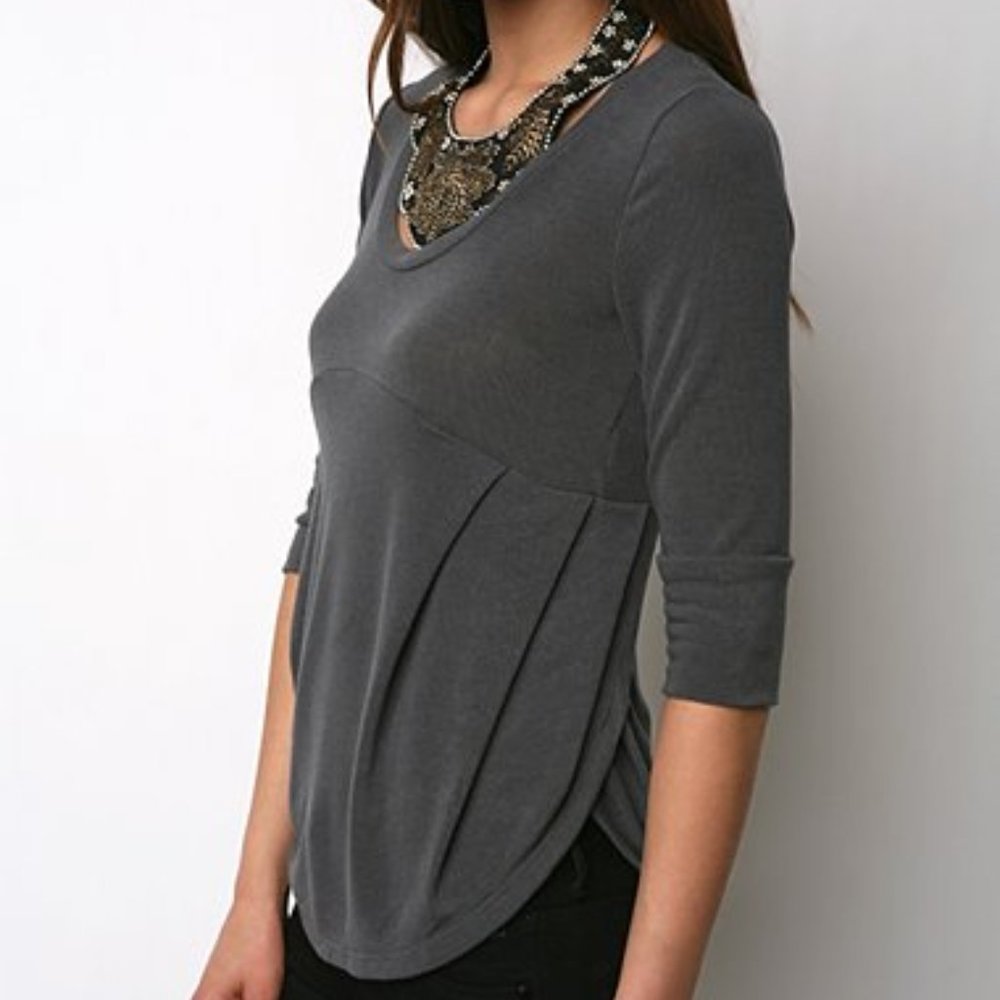 silence + noise Tulip Hem Sweater